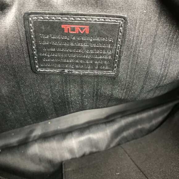 TUMI Black Leather 15" x 11" Soft Side Briefcase - Picture 12 of 16